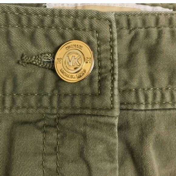 MICHAEL Michael Kors Green Khaki Shorts Size 12 - Picture 5 of 8